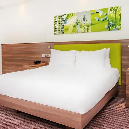 מלון Hampton By Hilton שפילד